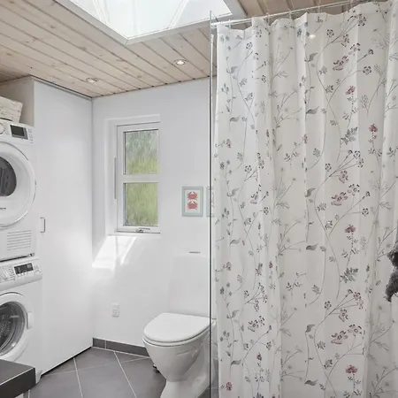 Olof - 100m From The Sea By Interhome Feriehus *